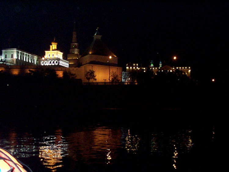 Река Казанка, ночной вид на Кремль